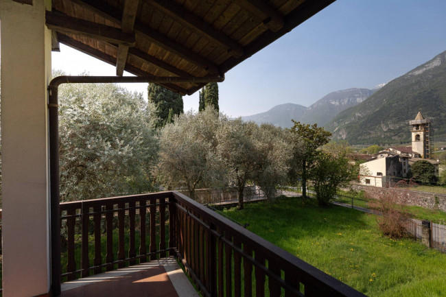 Casa singola in vendita a Avio
