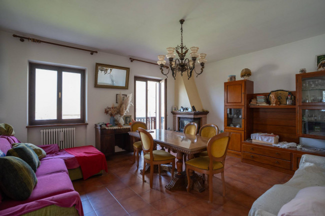Casa singola in vendita a Avio