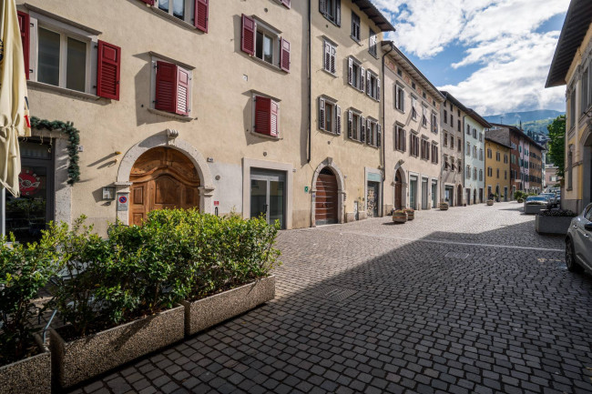Appartamento in vendita a Rovereto