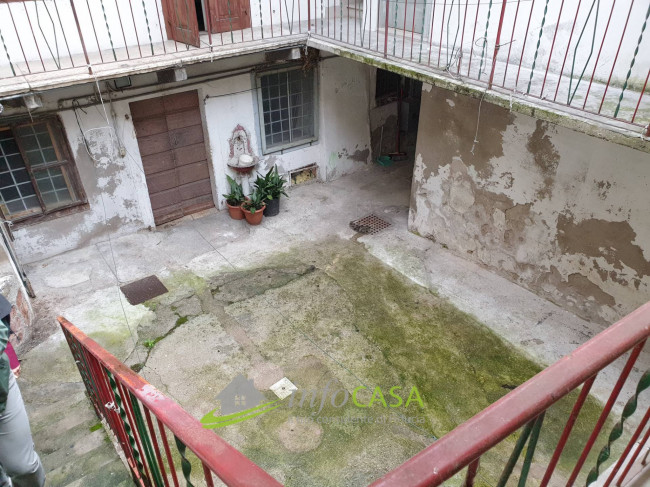 Stabile / Palazzo in vendita a Ala