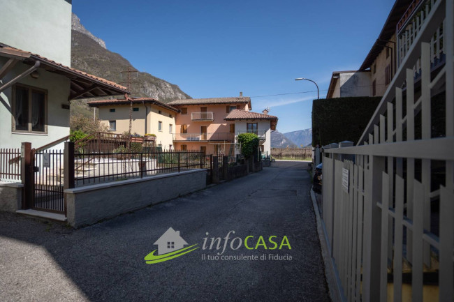 Porzione di Casa in vendita a Avio