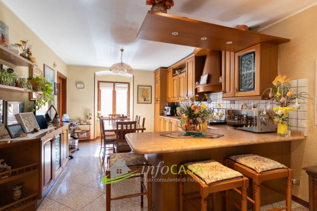 Porzione di Casa in vendita a Avio