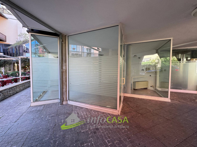 Locale commerciale in vendita a Rovereto