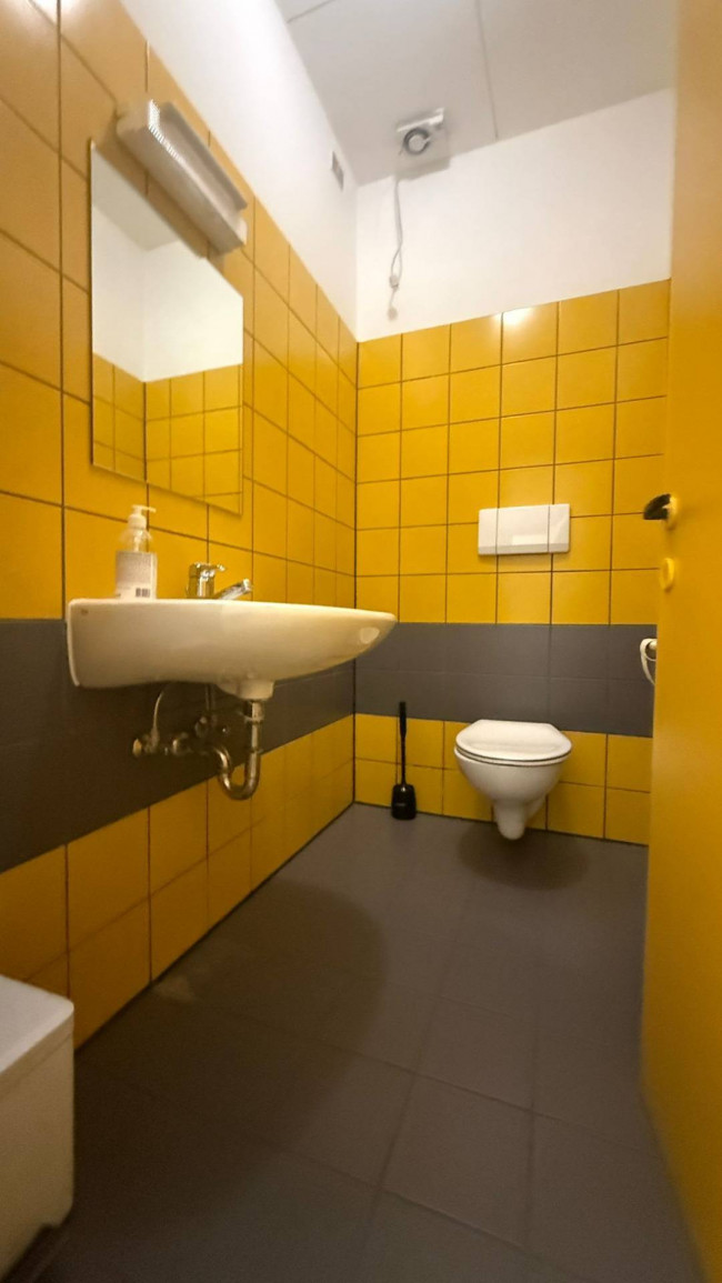 Locale commerciale in affitto a Trento