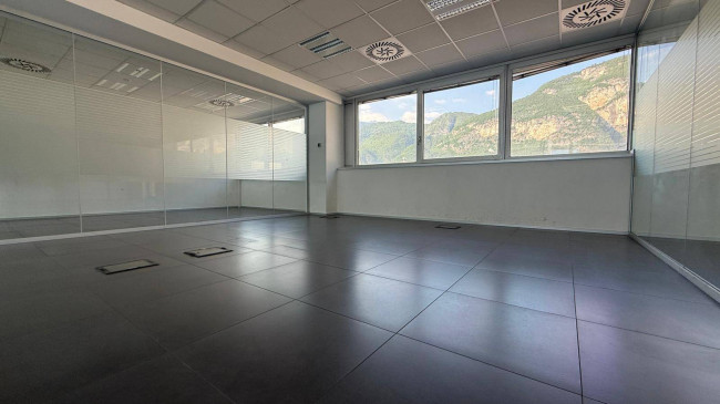 Locale commerciale in affitto a Trento