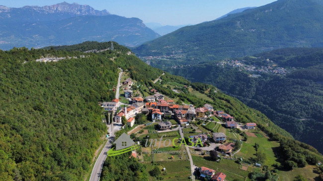Appartamento in vendita a Vallarsa