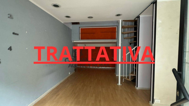 Locale commerciale in affitto a Roma 