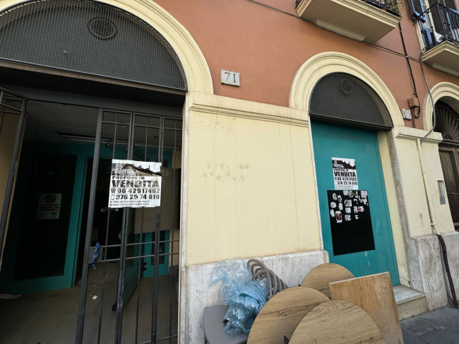 Locale commerciale in vendita a Roma 