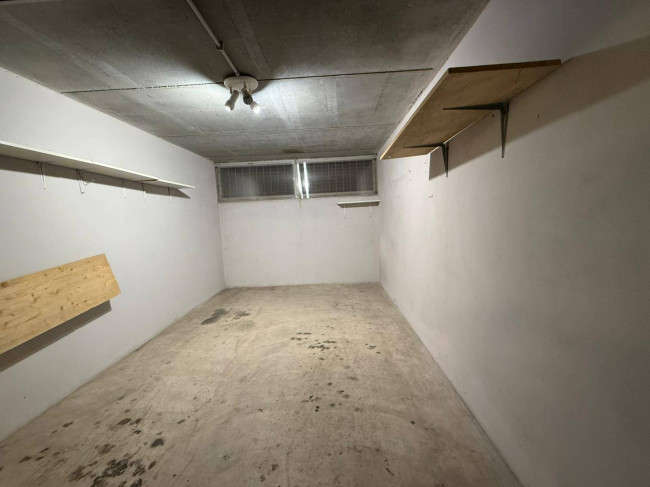 Box o garage in vendita a Roma 