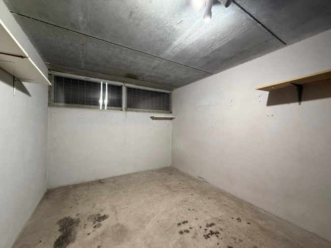 Box o garage in vendita a Roma 