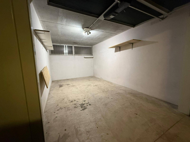 Box o garage in vendita a Roma 