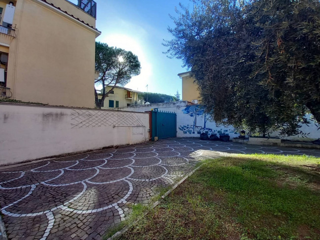 Villa in vendita a Roma Appio Claudio
