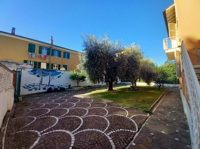 Villa in vendita a Roma Appio Claudio