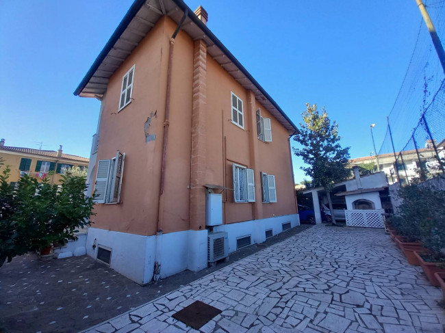 Villa in vendita a Roma Appio Claudio