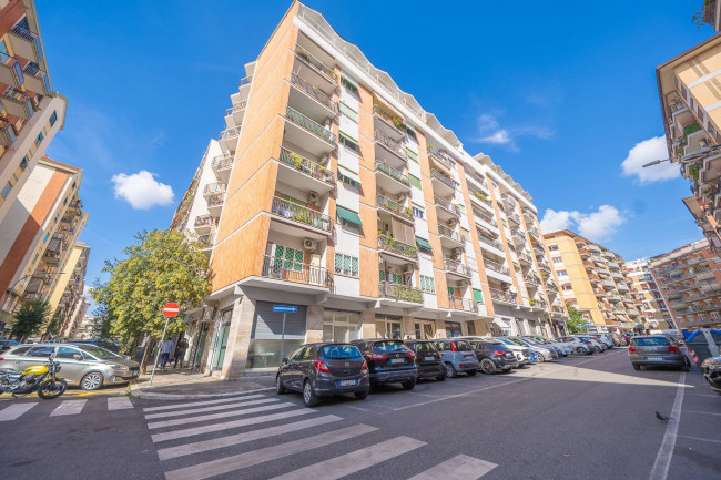 Appartamento in vendita a Roma Colli Albani
