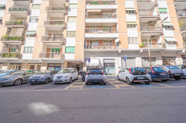 Appartamento in vendita a Roma Colli Albani
