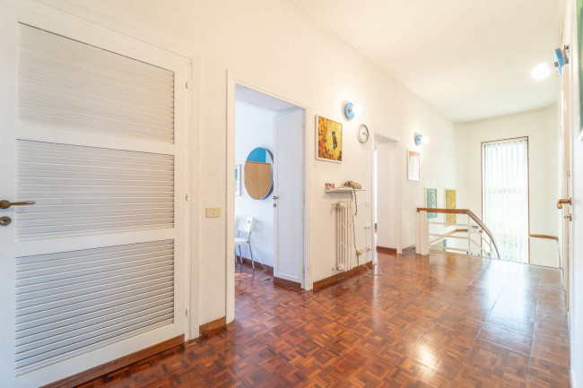 Villa in vendita a Roma Appio Claudio