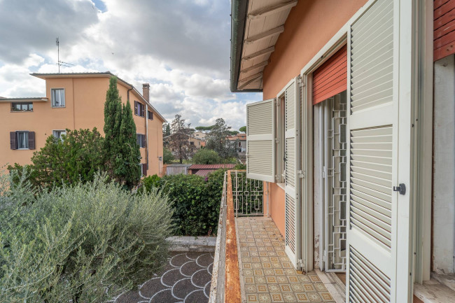 Villa in vendita a Roma Appio Claudio