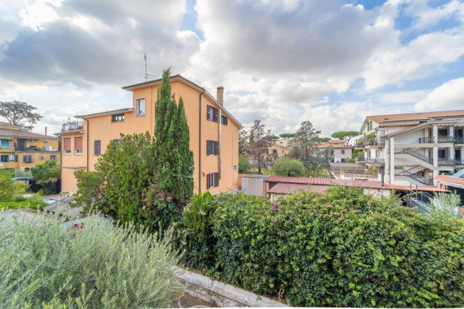 Villa in vendita a Roma Appio Claudio