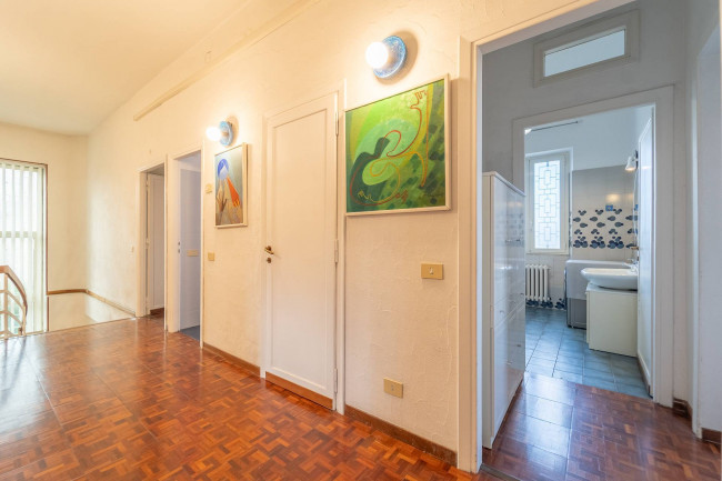 Villa in vendita a Roma Appio Claudio