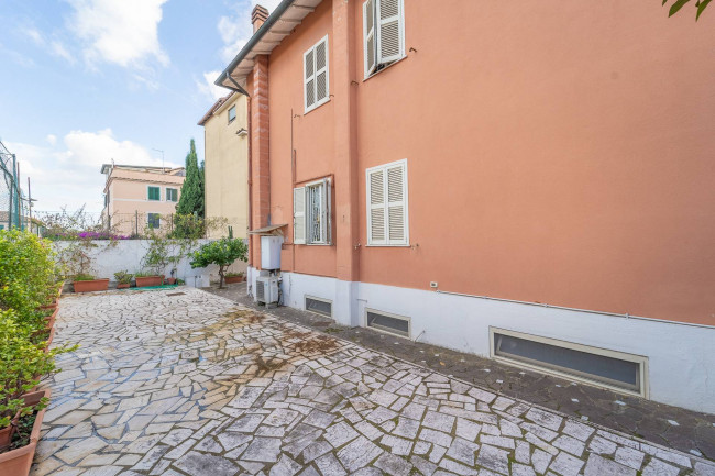 Villa in vendita a Roma Appio Claudio