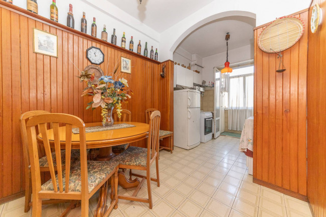 Appartamento in vendita a Roma Colli Albani