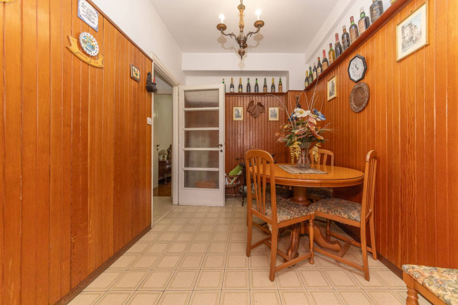 Appartamento in vendita a Roma Colli Albani