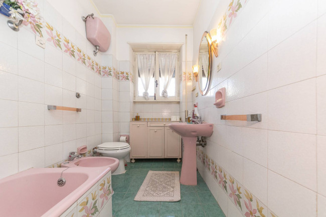 Appartamento in vendita a Roma Colli Albani