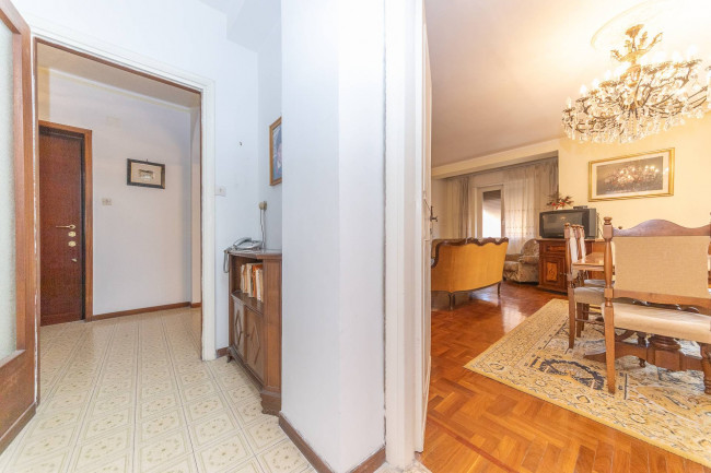 Appartamento in vendita a Roma Colli Albani