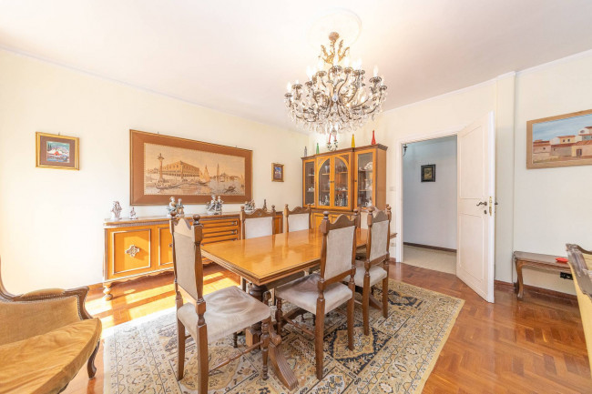 Appartamento in vendita a Roma Colli Albani