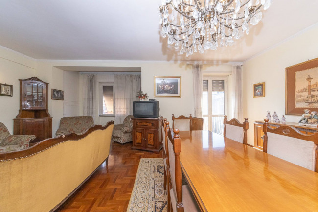 Appartamento in vendita a Roma Colli Albani