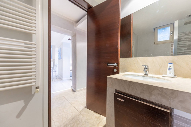 Appartamento in vendita a Firenze Santo Spirito