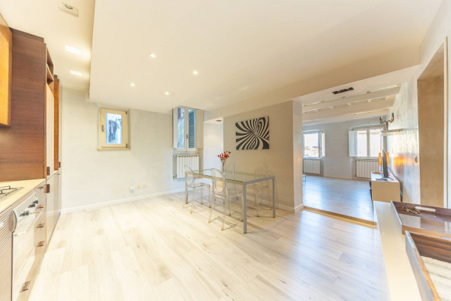 Appartamento in vendita a Firenze Santo Spirito