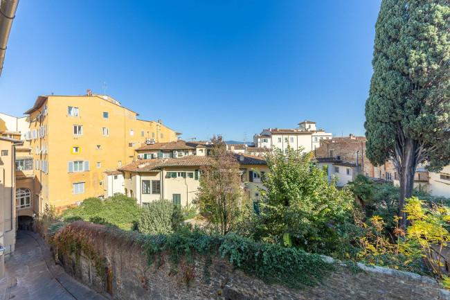 Appartamento in vendita a Firenze Santo Spirito