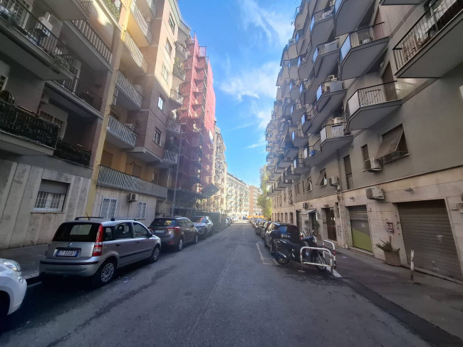 Box o garage in vendita a Roma Colli Albani