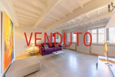 Appartamento in vendita a Firenze Santo Spirito