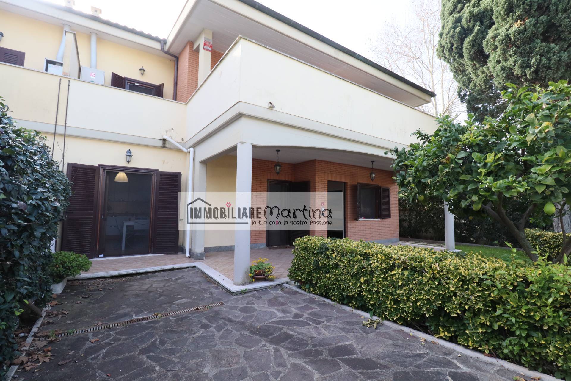 Villette a schiera in vendita a Anzio