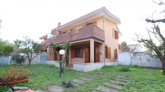 Villette a schiera in vendita a Anzio