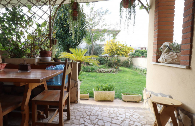 Appartamento in vendita a Aprilia