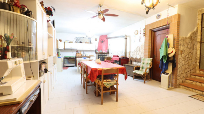 Appartamento in vendita a Aprilia