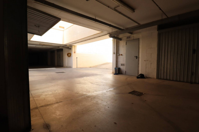 Box o garage in vendita a Nettuno