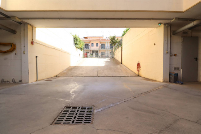Box o garage in vendita a Nettuno
