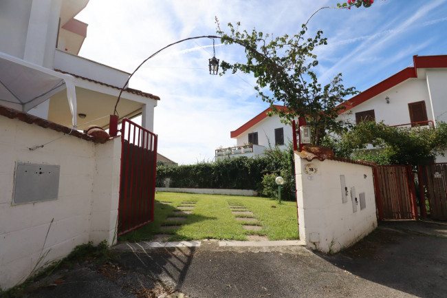 Villette a schiera in vendita a Anzio