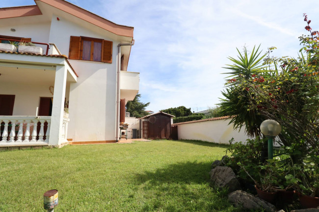 Villette a schiera in vendita a Anzio