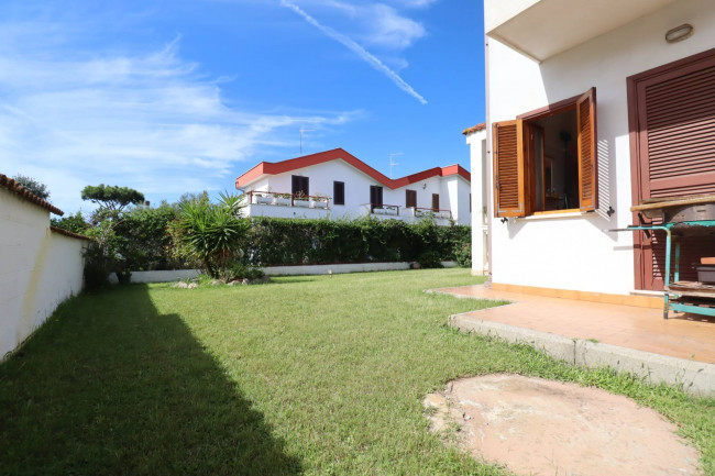 Villette a schiera in vendita a Anzio