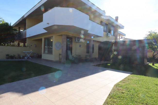Villa in vendita a Anzio