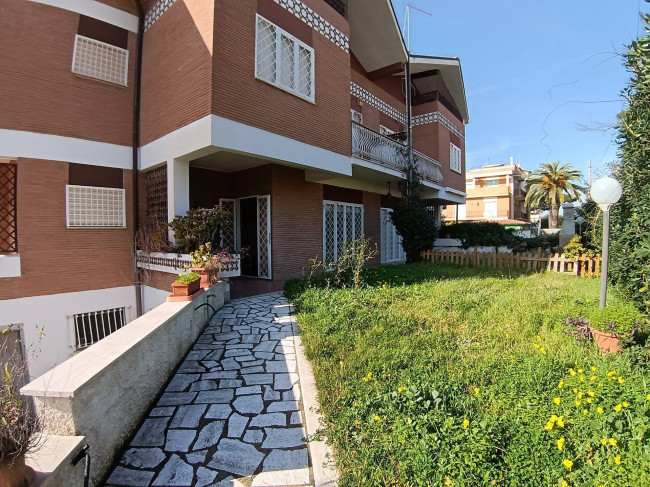 Villette a schiera in vendita a Anzio