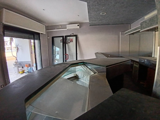 Attività commerciale in vendita a Anzio