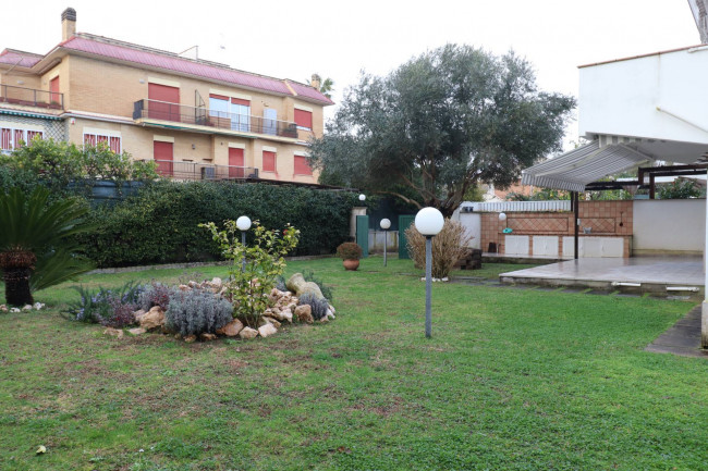 Villette a schiera in vendita a Anzio