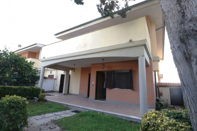 Villette a schiera in vendita a Anzio